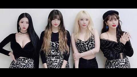 GirlCrush K-pop Idol Jeong Bomi ( 보미 )