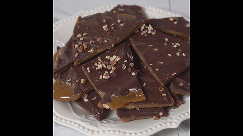 HOMEMADE TOFFEE