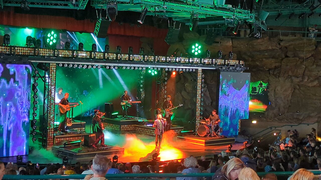 live music at Disneyland Paris