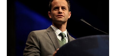 FAKE MASCULINITY IS AS BAD AS THE LEFT MASCULINITY