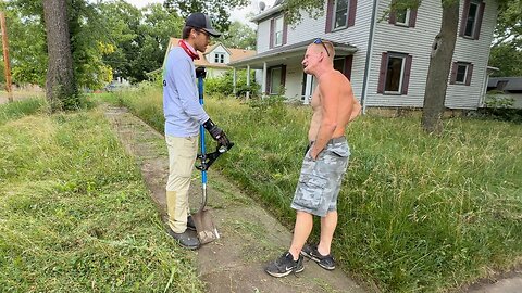 This yard had the whole neighborhood ANGRY