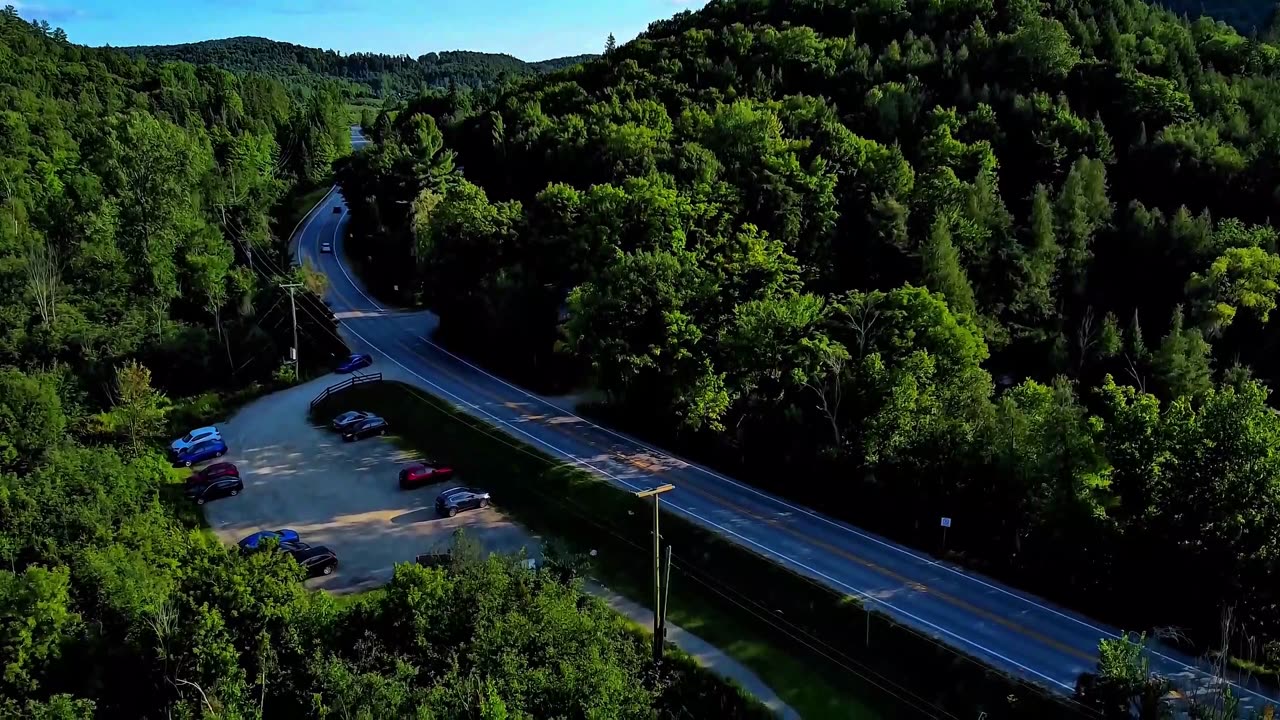Aerial View of Saint-Pierre de Wakefield - Lake & Bridge ( 2K )