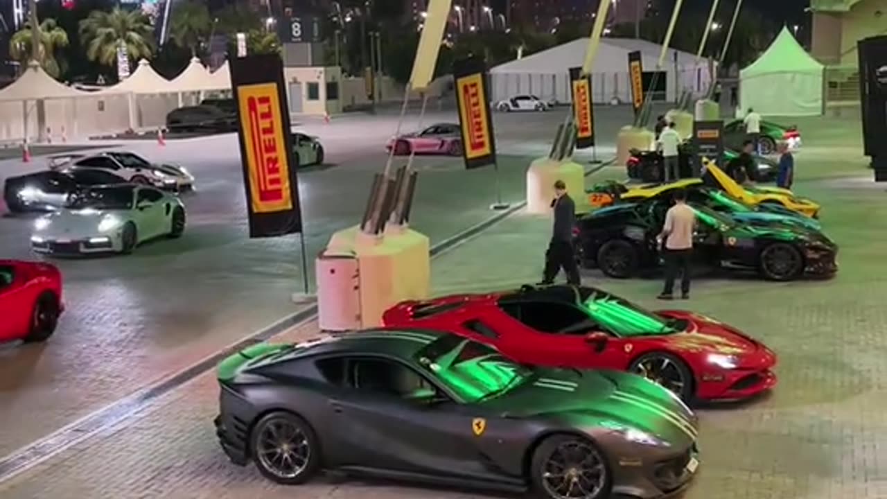 🤯💨 Dubai's Ferrari & Bugatti Power Play! | LuxurySportsCars
