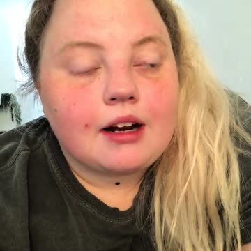 An amazing weight loss transformation. Her consistency for weight loss is admirable