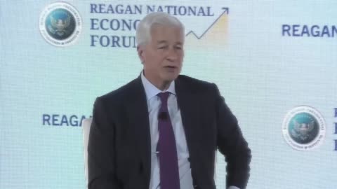 CHASE BANK CEO JAMIE DIMON: "Buy Bullets, not Bitcoin."