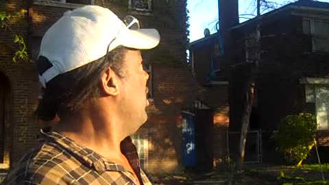 INVESTOR FROM MELBOURNE AU BUYS 16UNIT,,RAINBOW usa