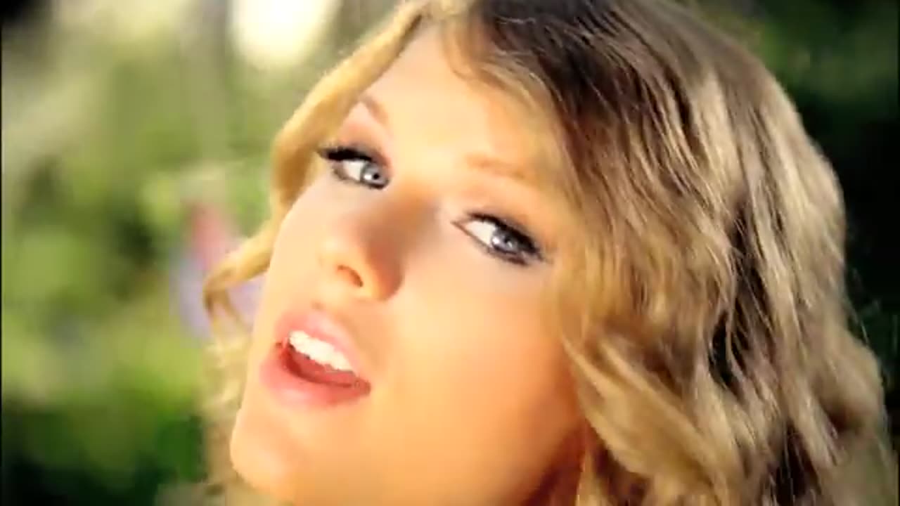Taylor Swift _ mine (music video)