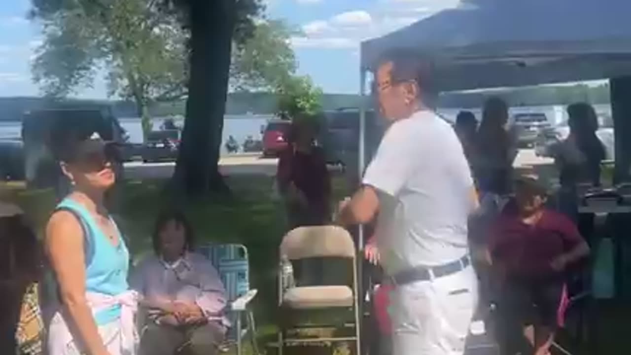 Picnic của Hội Việt Mỹ New Hampshire - Video 6 từ Bạch Ngọc Bùi