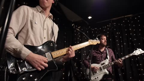 Sleepy Sun - Maui Tears (LIVE)