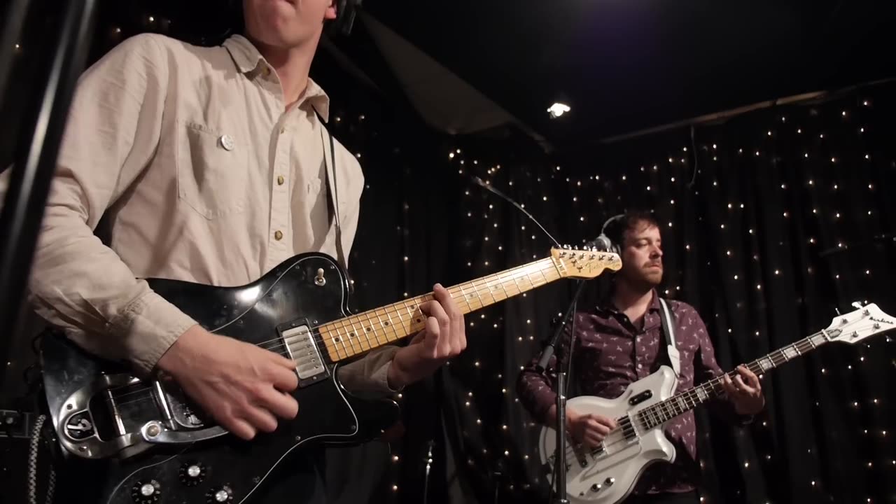 Sleepy Sun - Maui Tears (LIVE)
