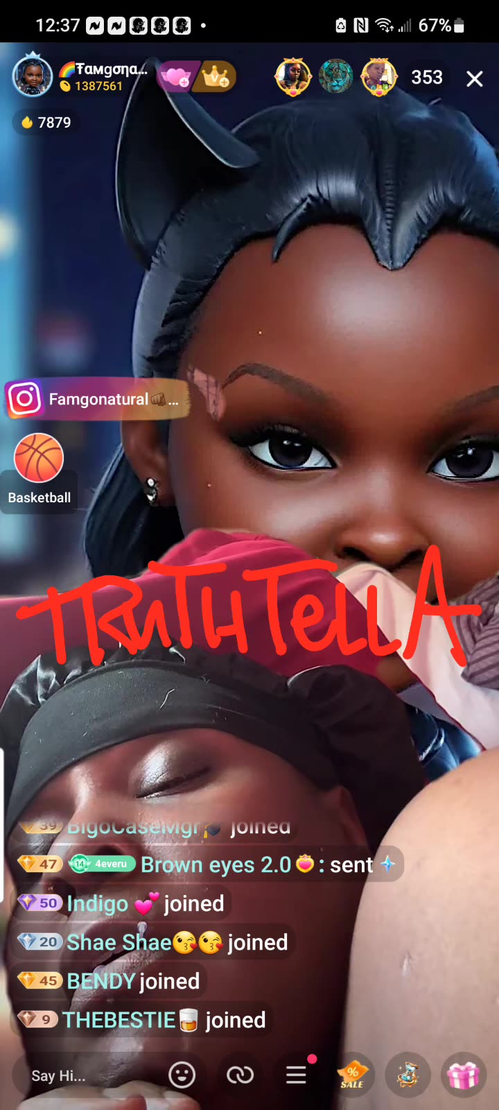 FAMGONATURAL ON MESSY CALLER HEAD FOR PLAYING IN HER FACE