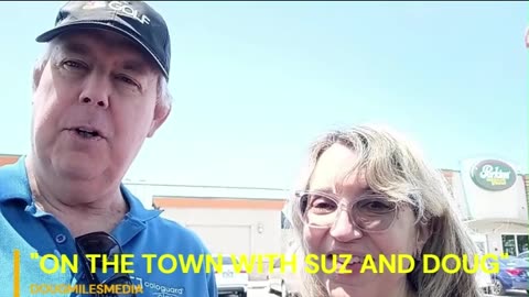 SUZ AND DOUG VISIT PERKINS FOR BREAKFAST!