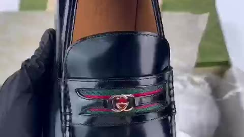 Luxury Men’s Loafer (1:1) – Interlocking-Inspired Design & Full Unboxing 👞🖤