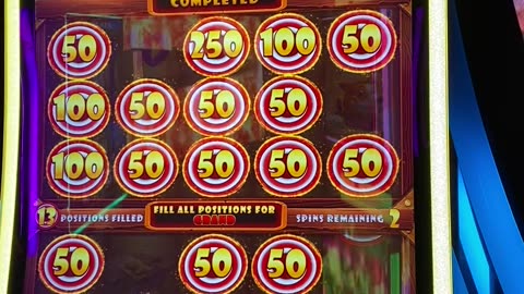 MOO CLUCK OINK IS FUN! #slots #casino #slotmachine #slotwin #jackpot #bonusfeature #casinogames