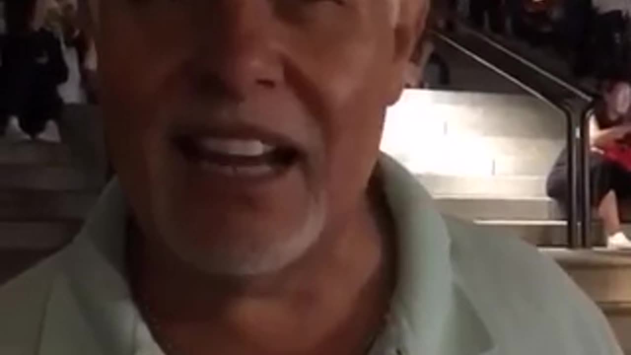 Funny - Pretzel Guy