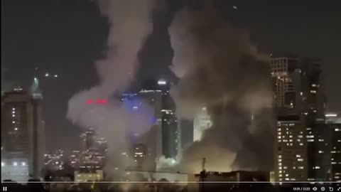 Tên lửa Iran đã gây ra tác động ở Tel Aviv khi hệ thống phòng không của Israel không thể đánh chặn..