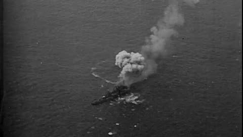BOMB & SHELL DAMAGE IN HARBOR & CIT... - BOMB & SHELL DAMAGE IN HARBOR & CITY, NAPLES - 428-npc-3250