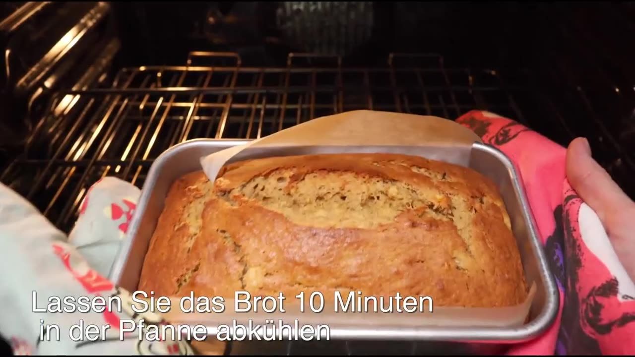 The Best Banana Bread Recipe You’ll Ever Try – Moist, Easy & Delicious!