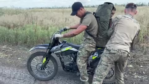The Ridiculous Way Russians Are Transporting Munitions