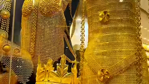 Why Dubai Gold is So Cheap l #shorts #dubai #gold #dubailife #facts #girl #cheap