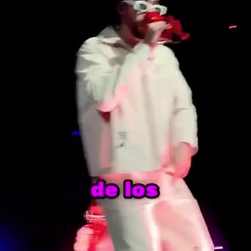 SE VOLVIO MILLONARIA😰 #creatorsearchinsights #live #badbunny #concierto #fan #millonario