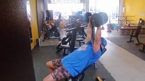 🔥 Día de Pecho: Enfoque, Potencia y Buena Técnica 💪🔥