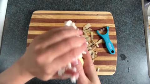 😂🥔 The Funniest Way to Peel a Potato! | FunFM