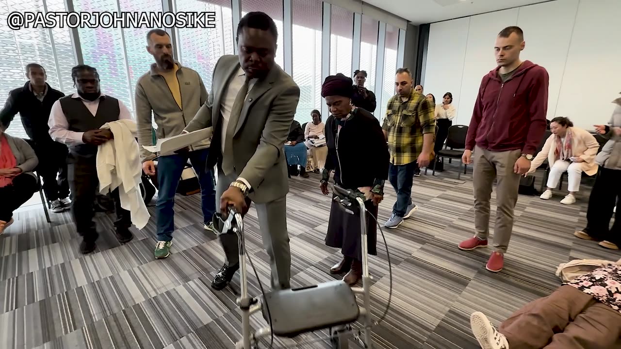 Since 2022, she couldn’t walk without aid — Watch what happened in her one-on-one with Pastor John