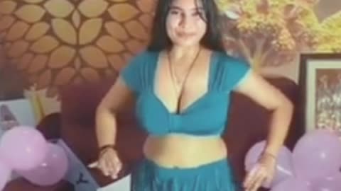 Hot bhabi dance
