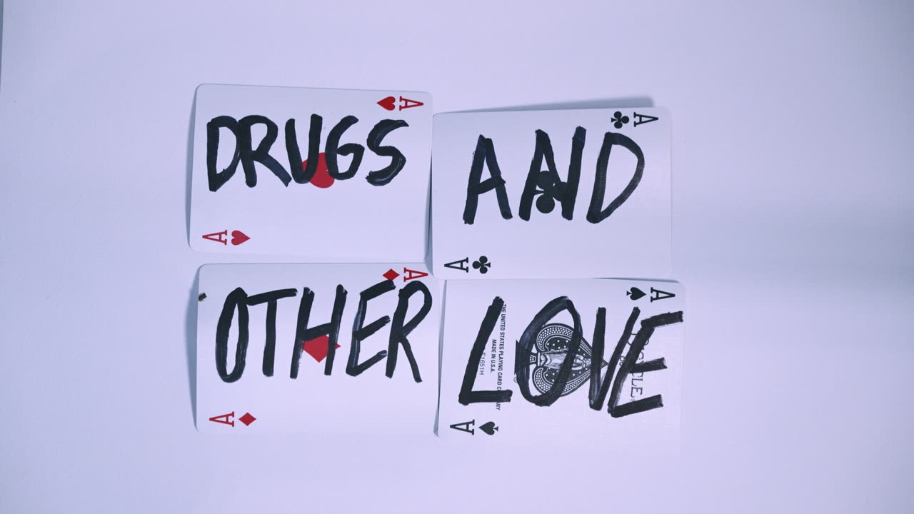 LOVE AND OTHER DRUGS