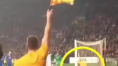 Players vs Referees 😂