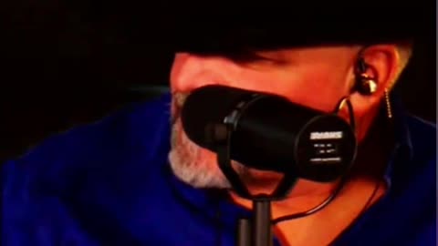 SCAMMER MELTDOWN! Best Phone Call Prank EVER!