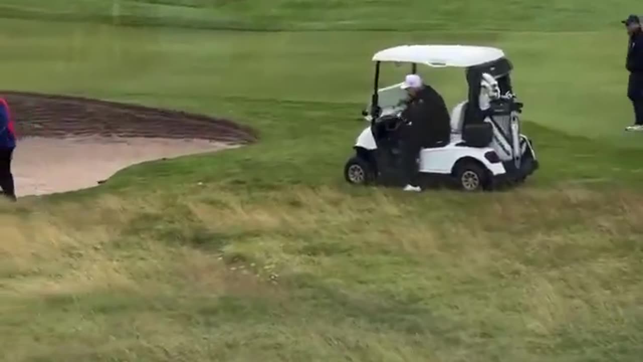😂💡 The Funniest Golf Cheat Ever! | FunFM