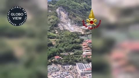 Naples: Volcanic activity after earthquake filmed by helicopter