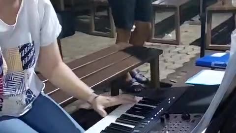 Latihan lagu