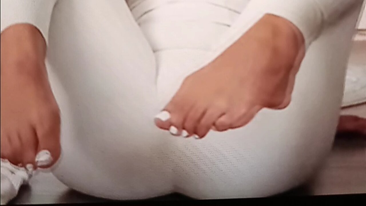 White leggings/gorgeous feet showcase