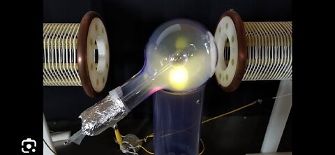 Cosmic Induction generators : Oscillating