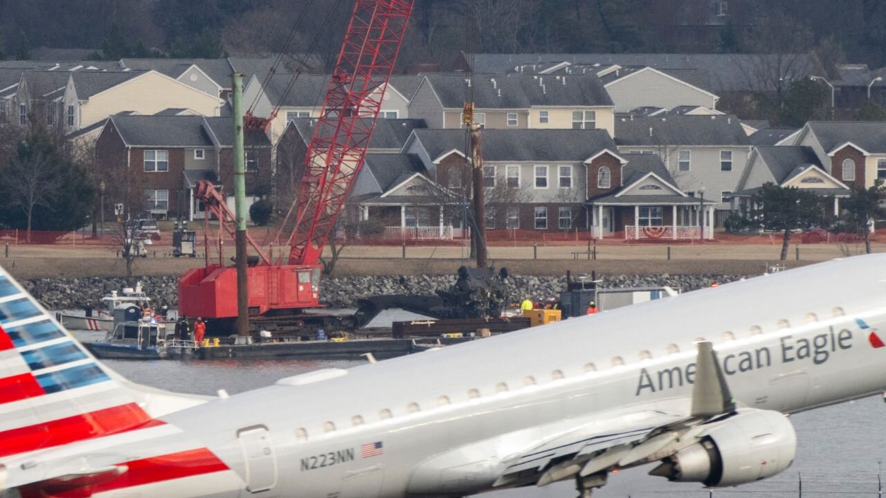 JUST IN: Airplane Accident In DC - Multiple Congress Members On Board
