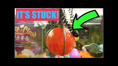 Our Prize is Stuck... || Arcade Games