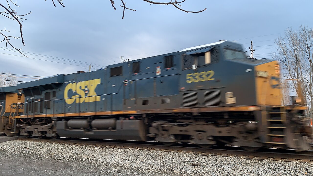 Lightning Fast CSX Train part 9er Torpedo Tankers