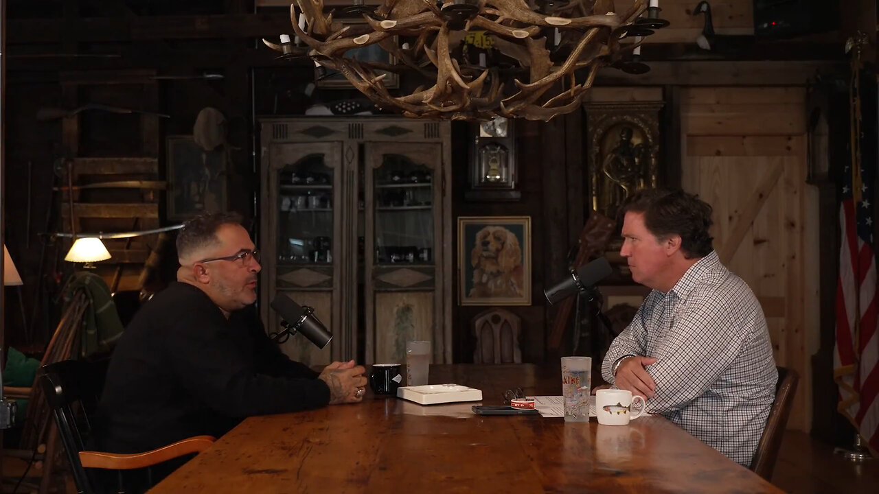 Tucker Carlson Show: Aaron Lewis on Being Blacklisted from Radio & Why Record Labels Intentionally Promote Terrible Music