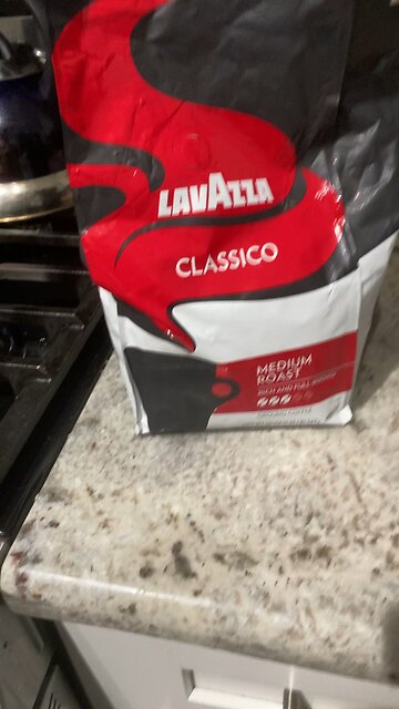 Lavazza Classico coffee brewing in Keurig machine