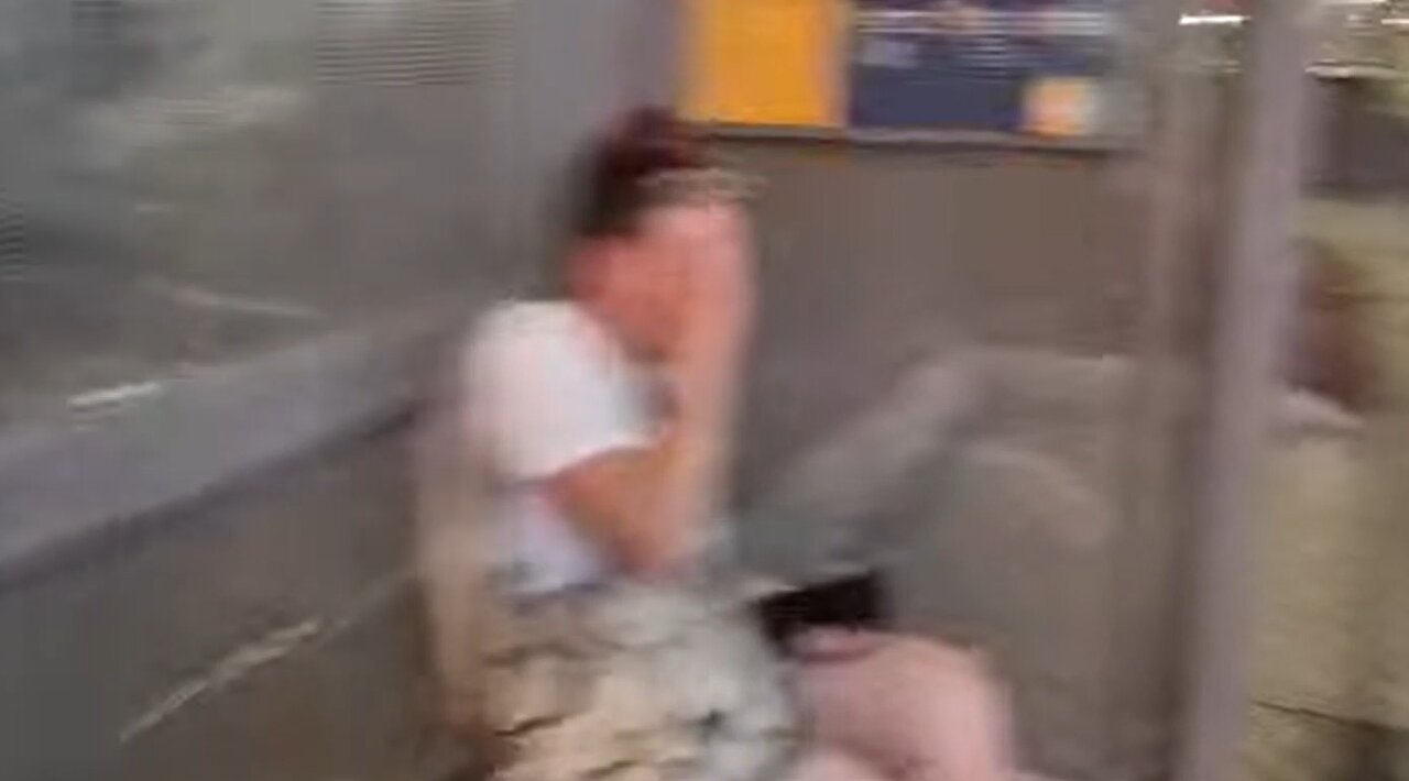 IP2 Stories - Anon Questions a Crackhead Who Got Beat Up