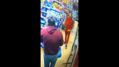 Twins in trouble: One caught shoplifting, the other paid after. Bad company? #twins #crime #japd