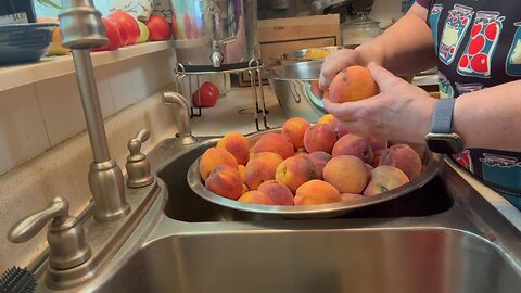 Easy Way To Peel peaches