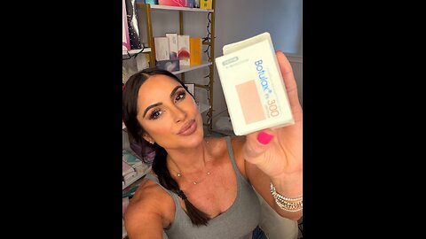 Top Lip Flip Botulax 300 units | GlowFace.Store discount code LOIS 30% off thru January 24