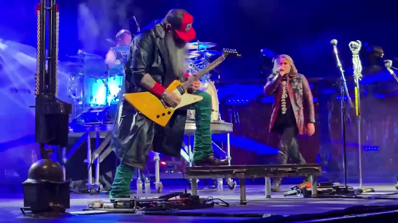 Three Days Grace - Break (PhillyMMRBQ-Live2025)