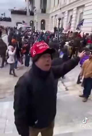 FLASH BACK VIDEO: MAGA at J6 Demanding Help by the Police