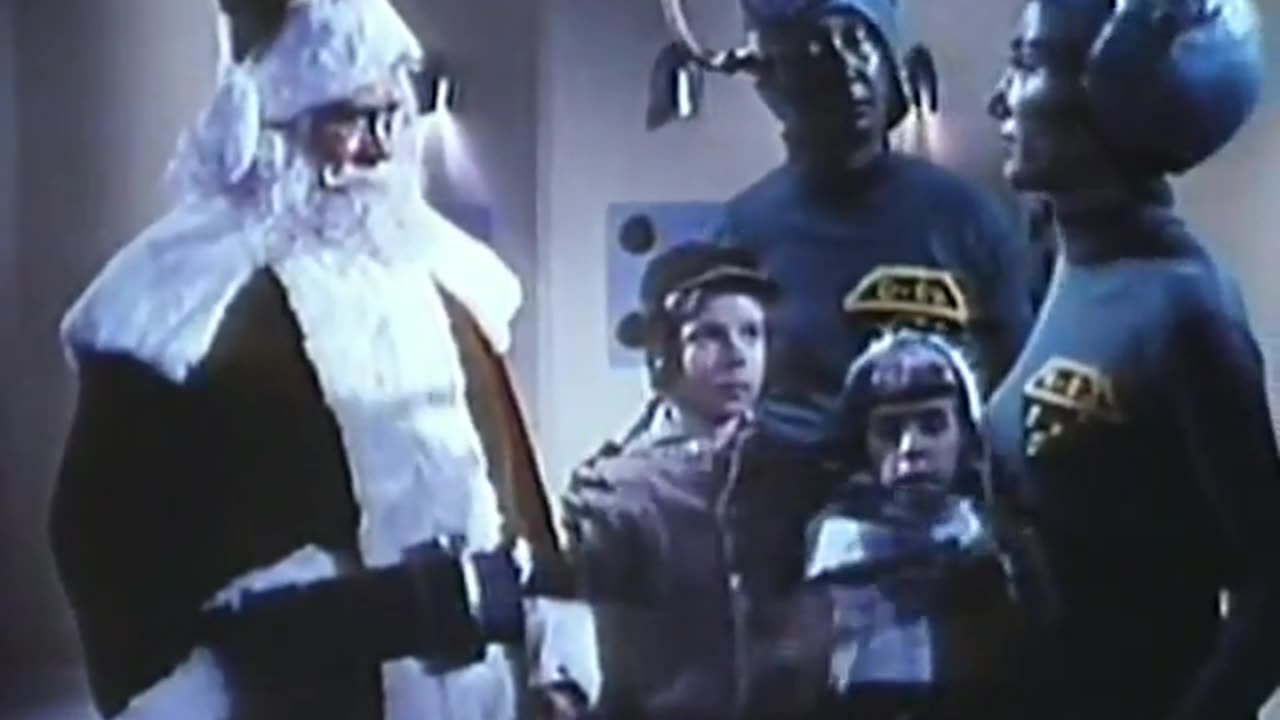 Santa Claus Conquers the Martians (1964)