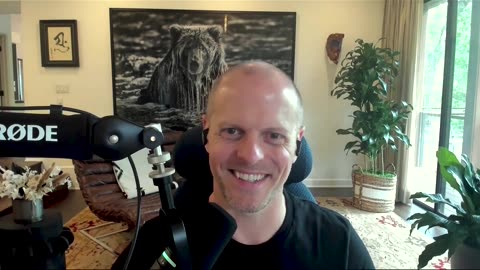 Teen Hustles for Free Pizza - Chris Hutchins on Tim Ferriss #frugality #resources #resourcefulness